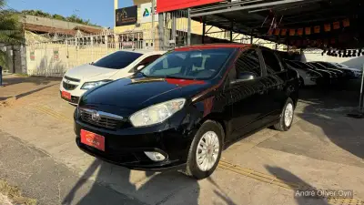 Fiat Grand Siena Evo Attractive 1.4 8V - Miniatura 3