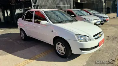 Chevrolet Classic 1.0 LS 2013 - Sedan seminovo em Goiânia